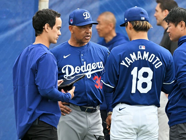 山本の勝ち星の数は、ロバーツ監督の継投・采配に大きく左右されるかもしれない