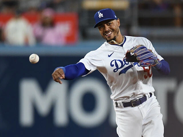 上背はないが、運動神経抜群で走攻守に優れたベッツ。不動の1番打者としてドジャース打線を引っ張る存在だ