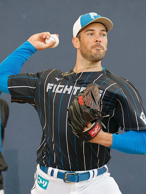 バーヘイゲン［日本ハム］33歳／アメリカ／前所属：カージナルス／投手／右投右打／【年俸】3億5000万円／昨季もメジャーで60試合に投げたタフガイが3年ぶりの日本ハム復帰。「先発ローテ入りの予定だが、全盛時の球威なし。過度な期待は酷です」【評価：C】