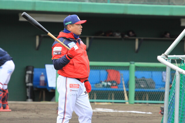 福島に来て今年で10年目。選手たちは自分の子供のようにかわいいと岩村は言う