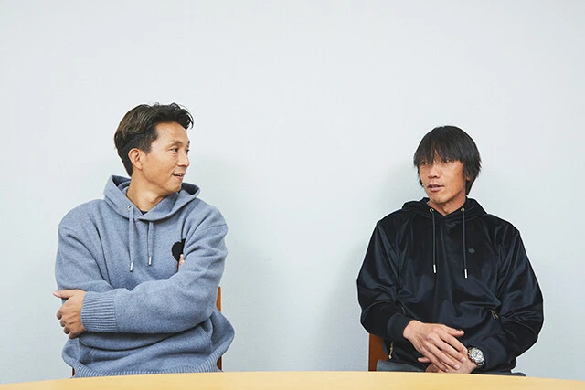 中村俊輔氏（右）と福西崇史氏（左）