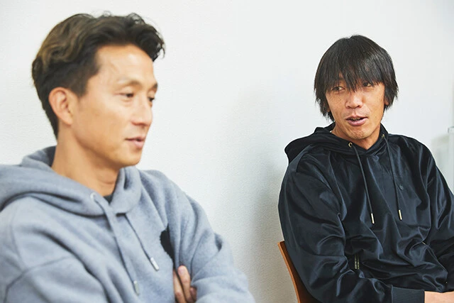中村俊輔氏（右）と福西崇史氏（左）