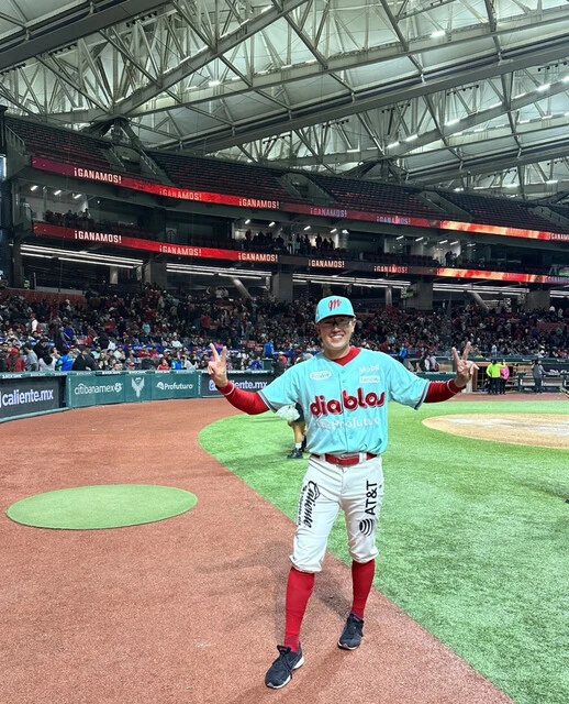 昨年11月、メキシカンリーグの名門メキシコシティ・レッドデビルズ所属時の平間。同チームには現在、元楽天の安樂智大投手も所属している。(写真/本人提供)