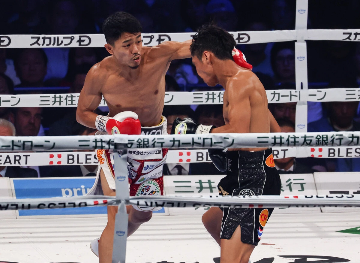 フライ級、スーパーフライ級、バンタム級の3階級を制覇した中谷(左)。井上の好敵手になれる唯一の存在として期待が集まっている