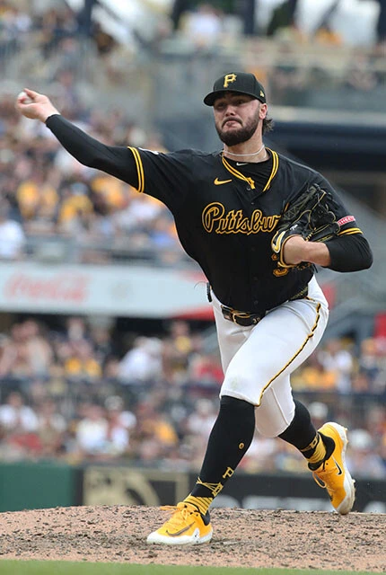 昨季デビューして新人王に輝いたスキーンズ（パイレーツ）。4月のドジャース戦では山本に投げ勝った