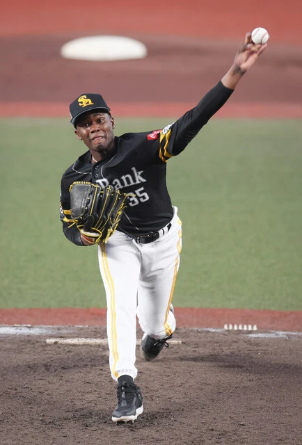 12球団トップの防御率1.08を誇るモイネロ。9月の投球次第では0点台を達成する可能性も