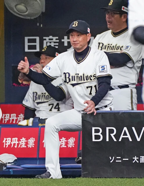 好スタートを切ったオリックスの岸田監督。ファームでの投手コーチの経験も生かし、チームを牽引する
