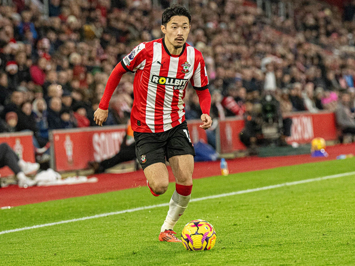 菅原由勢（プレミアリーグ・サウサンプトン所属）×中川絵美里「世界中見渡してもない、日本代表の武器」