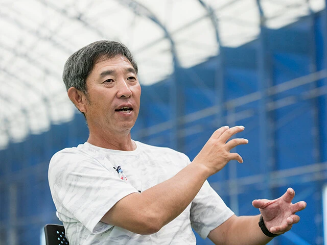 日産硬式野球部の伊藤祐樹監督。休部中には他社の強豪チームに出向してヘッドコーチを務めていた時期もある