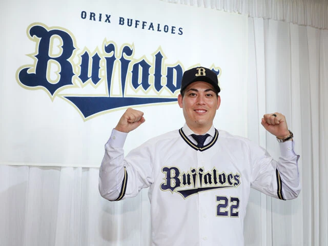 広島からオリックスへFA移籍した九里。球界屈指のイニングイーターとして新天地でもタフに投げ抜けるか