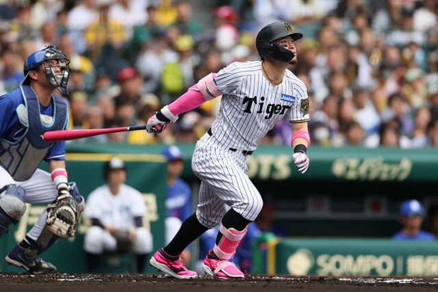 交流戦で本塁打王に輝き、6月29日には両リーグ最速で20号に到達した阪神・佐藤輝明