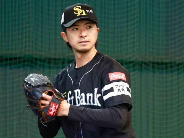 昨季MLBに挑戦するもメジャー定着ならず、ソフトバンク入りでNPBに「出戻り」となった上沢。古巣・日本ハム戦での登板が注目される