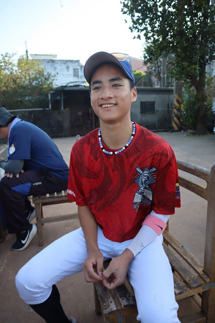 花蓮の光復国中野球部キャプテンの厳凱祥（サワイ）くん。俊足好守のショート兼投手。有望選手のひとりだ