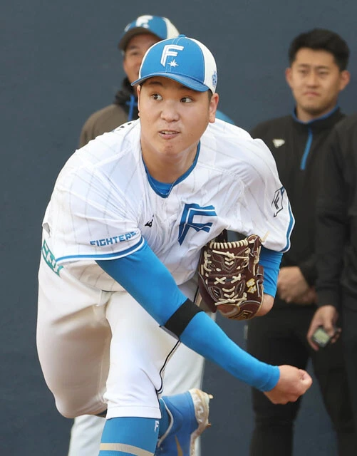 古林睿煬（グーリン・ルェヤン）［日本ハム］24歳／台湾／前所属：台湾・統一／右投右打／【年俸】6000万円／昨季、台湾でMVP受賞の最速157キロ右腕。「2023年のアジアプロ野球チャンピオンシップで名を上げた」。奥さんはアイドル並みのかわいさ【評価B】