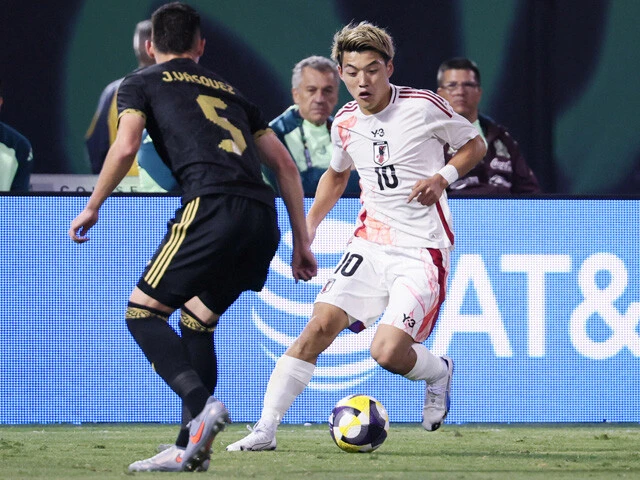 昨季に続き、今季も五大リーグ所属の日本人で最もゴールに絡む堂安。適性はシャドーか