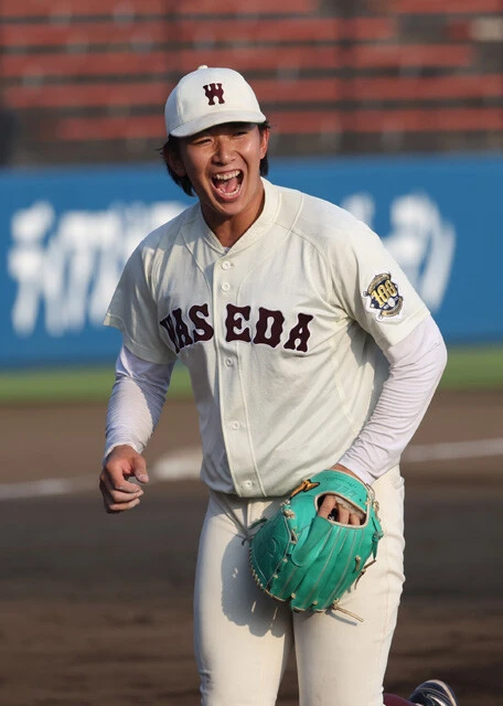 早稲田大の右のエースナンバー「11」を背負う伊藤。チームのリーグ4連覇と、ドラ1でのプロ入りを実現できるか