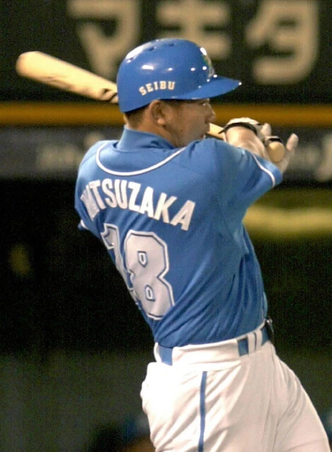 【平成の怪物、プロ初打席は代打でタイムリー】松坂大輔(西武/2000.8.7 vsオリックス) 9回2死満塁。野手を使い切り、DHも解除していた東尾修監督は登板予定のない2年目の松坂を代打に送る。横浜高校で4番も務めた松坂は、7球目をセンター前に2点タイムリー。まだ交流戦がなかった当時、ファンがようやく見られた待望のプロ初打席だった。