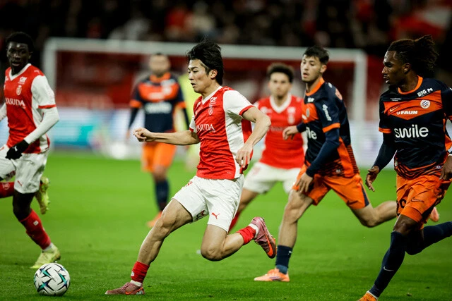 仏2部でプレーする中村。代表戦とのレベルの違いを感じつつも、さらなるステップアップのため着々と経験を積み重ねている