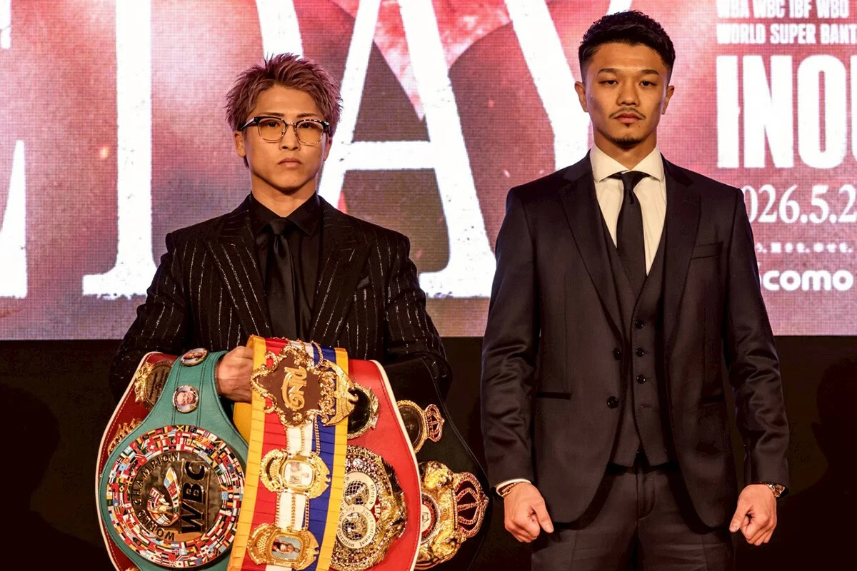 正式に対戦が発表された3月6日の会見でのふたり。約1年前の年間表彰式で井上（左）が闘いを呼びかけて中谷（右）がそれに応え、お互い無敗のまま約束の対決の日がやって来た