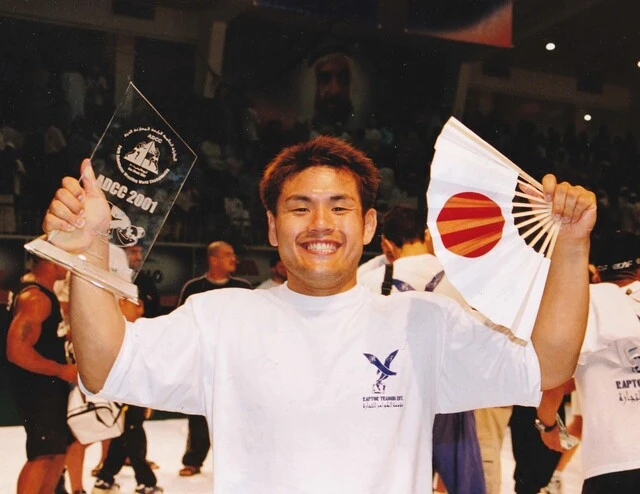 優勝後、満面の笑みを浮かべる菊田（本人提供）