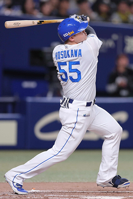 オープン戦では軽く振って左右に本塁打を放ちどこまで数字を伸ばすか楽しみな中日・細川