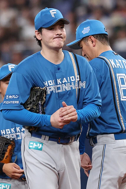 2年連続最多勝も今季は本調子といえない有原（左／日本ハム）