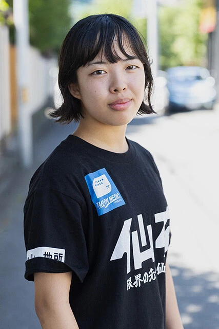 高校卒業後すぐに仙女に入門し、7月にデビューした高野玲菜（18歳）