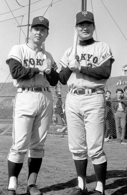 1968年から3年連続で長嶋茂雄（右）が打点王を獲得し、王貞治（左）の三冠王を阻んだ。今の森下と佐藤に重なる構図だ