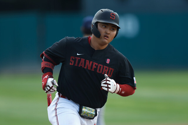 昨年、ソフトバンクから1位指名を受けた佐々木はスタンフォード大でプレー。やはりMLBドラフトの結果を待つ