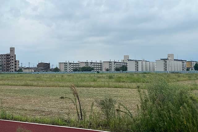 選手村がつくられる予定だった名古屋競馬場跡地。円安と物価高騰から断念された