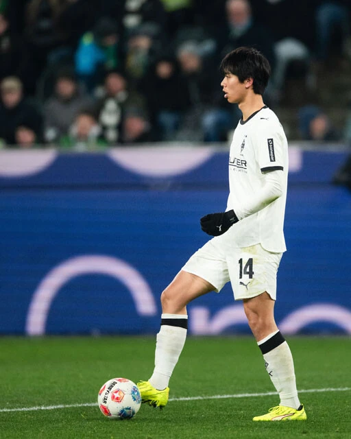 今冬、ボルシアMGに移籍した高井。「この冬の移籍選手で最もクラブから期待されている日本人選手です」（ミムラ氏）