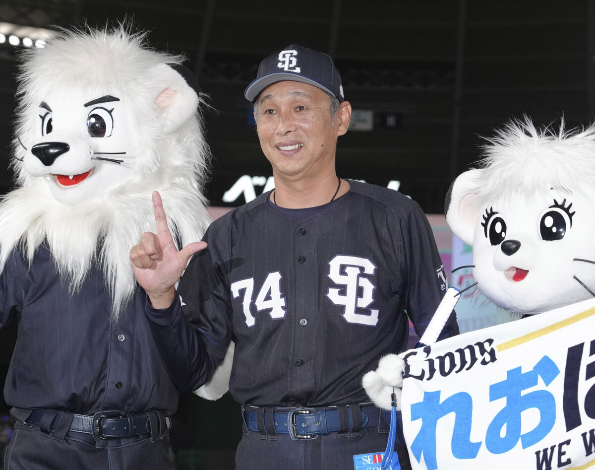 就任2年目で球団初の交流戦V。若手を積極的に起用し、勝ちながら育てる「抜擢と采配」が光る