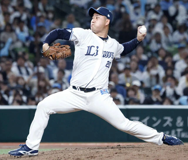 ドラフト2位ルーキーにしてクローザーを任された岩城。大抜擢に応えて堂々の18セーブを記録