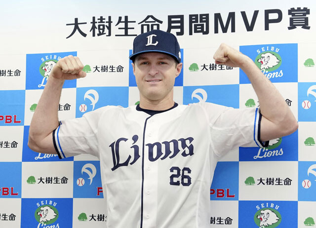 打率.296、11本塁打の長打力に加え、守備も堅実なネビン。攻守共に計算できる「大当たり助っ人」