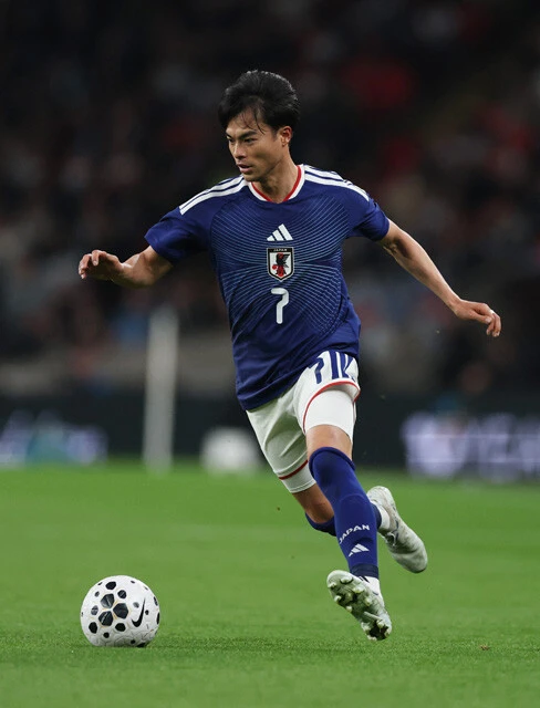 W杯での活躍が期待された三笘は、現地時間5月9日の試合で左太ももの裏を負傷。全治約2ヵ月と診断されてメンバー外に