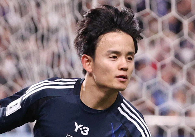 南野拓実が負傷離脱で森保ジャパンに"大問題"発生！　久保建英に「栄光の背番号8」を!!