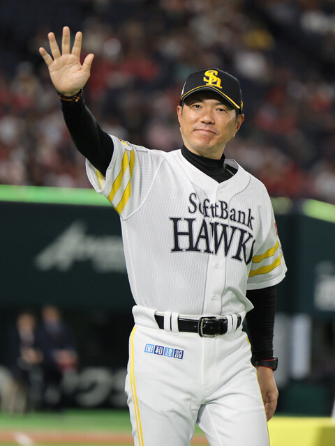 2位に5.5ゲーム差をつけて前半戦を折り返したソフトバンク。小久保裕紀監督の下、日本一連覇を目指す