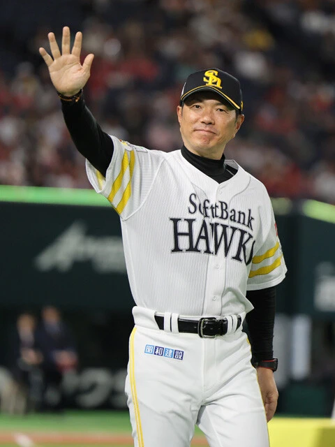 昨季は2年連続リーグ優勝を達成し、日本一にも輝いたソフトバンク・小久保監督