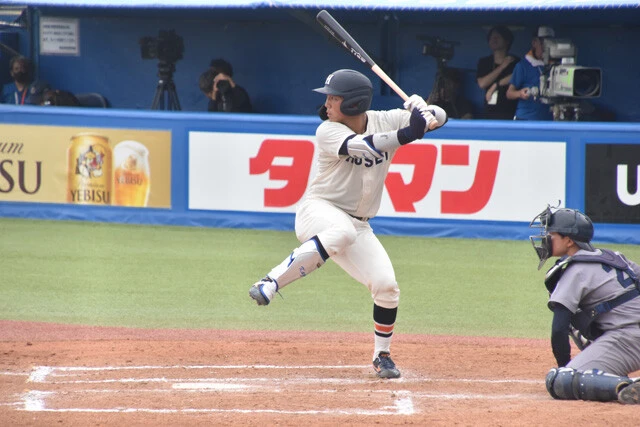 法政大2年の井上は昨秋のリーグだけで4本塁打を放ったスラッガー。捕手としても成長を続ける