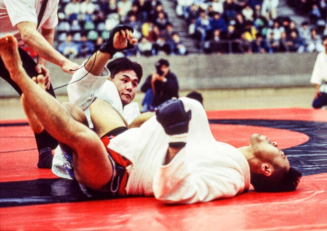 須田匡昇にヒールホールドで一本勝ちして優勝