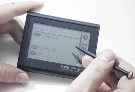 最大200件のパスワードを管理できる人気ガジェット『ミルパス PW20』