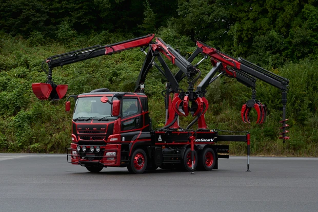 スーパーグレートVスパイダー(写真提供/三菱ふそう)