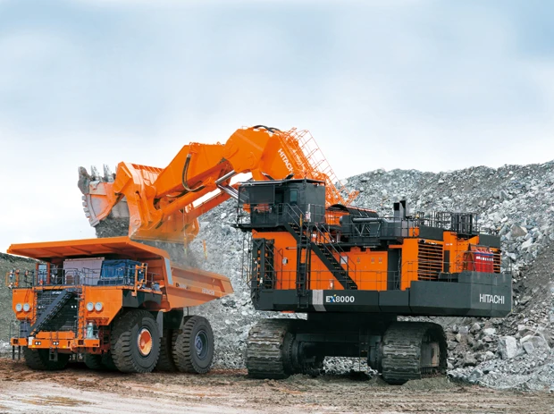 EX8000(写真提供/日立建機)
