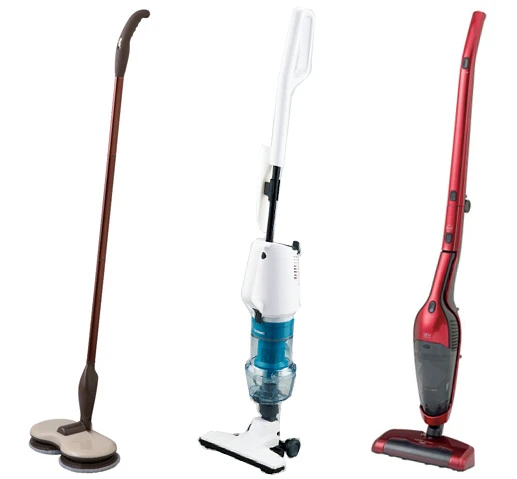 (左から)コードレス回転モップクリーナー、スティック掃除機TC-EA17W、コードレス2in1クリーナー