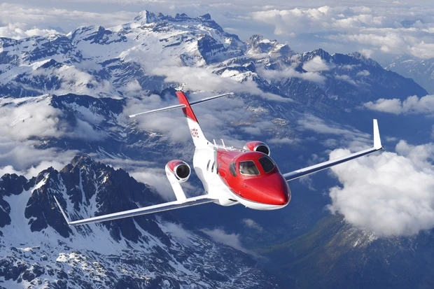 近年、海外の企業経営者を中心に安全で利便性の高い小型ビジネスジェットの需要が伸びている。ホンダジェットは中国での受注も開始