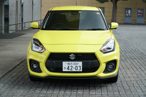 国産車の中で最も輝いているホットハッチ、スズキ スイフトスポーツ