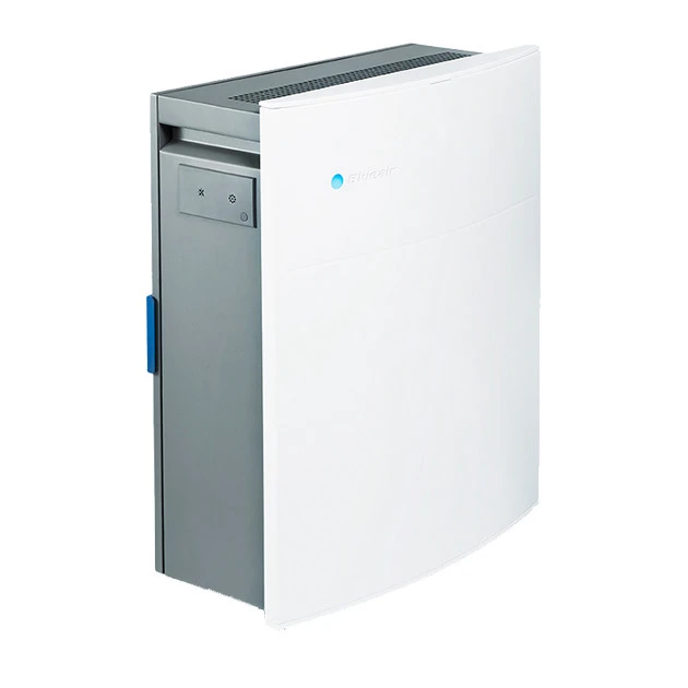 Ｂｌｕｅａｉｒ　Ｃｌａｓｓｉｃシリーズ　Ｂｌｕｅａｉｒ／４万９８００円＋税～　昨年激売れ中の商品。２５～７５畳用までラインナップ。使用するお部屋より、広いスペースに対応したモデルを選ぶのが空気清浄機の基本ですよ！