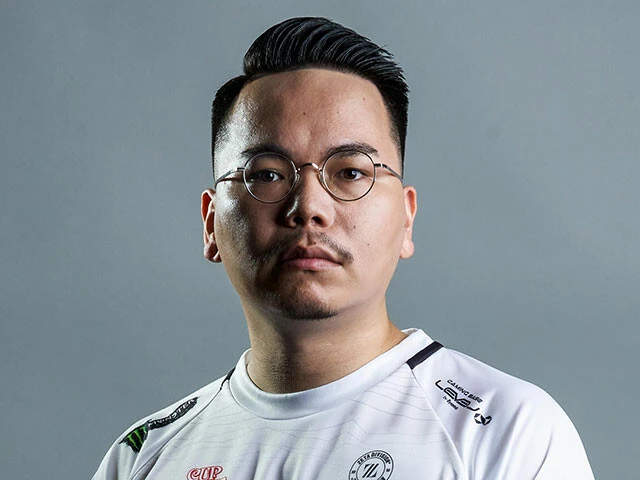 『ＶＡＬＯＲＡＮＴ』世界大会が開幕！  ＺＥＴＡ ＤＩＶＩＳＩＯＮ名物コーチ・ＸＱＱ氏に聞く大会の展望