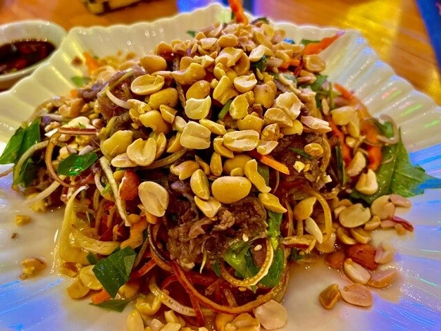 バナナの花のサラダ（いまいち）