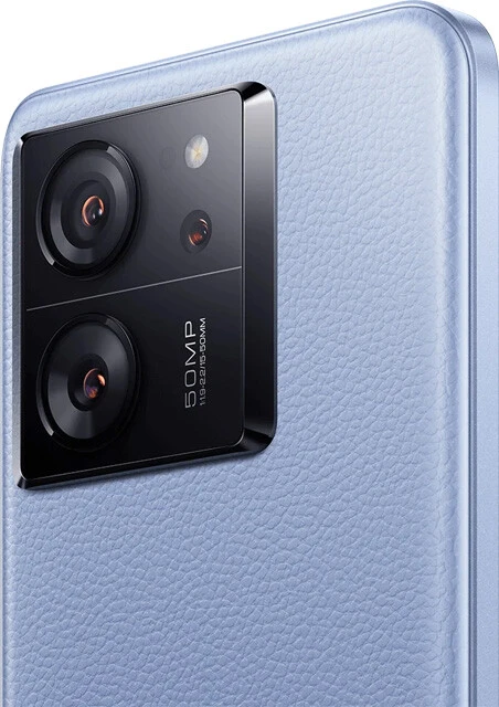 19分でバッテリーをフル充電できる「神ジューデン」機能を搭載した新モデル。メインカメラが約5000万画素、さらに光学2倍望遠、超広角のトリプルカメラを搭載する圧倒的なカメラ性能も優秀。12月27日以降に一括4万円引きで購入しても絶対に後悔しない一台！